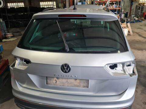 Portón Volkswagen Tiguan LIFE 122CV 90KW