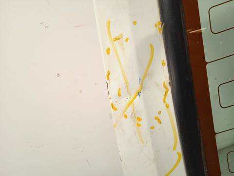 Foto 4ª: Puerta Trasera Izquierda Renault Kangoo 1.5 DCI 84CV 62KW [K9K718] (2008)