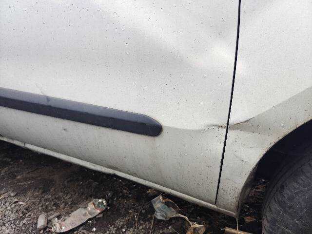 Foto 2ª: Puerta Delantera Derecha Fiat Doblo 1.3 D [199A3000] (2011)