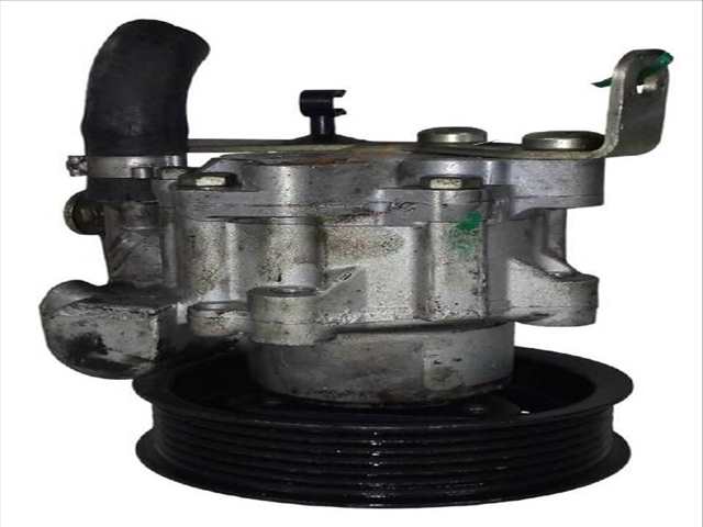 Bomba de Direccion Peugeot 407 2.7 HDI