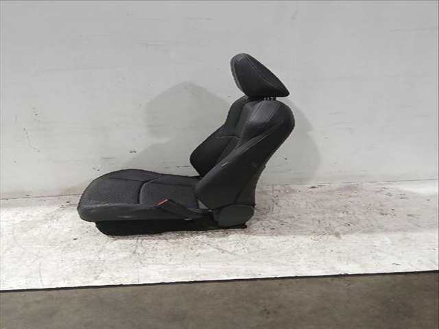 Foto 3ª: Asiento Delantero Derecho Toyota Yaris 1.5 HYBRID MXPH11) 92CV [M15A-FXE] (2020)
