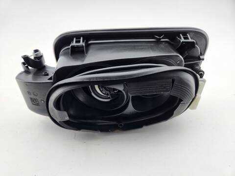 Foto 3ª: Tapa Exterior Combustible Bmw Serie 3 315 330D XDRIVE SPORT LINE 4P) BERLINA 265CV [B57D30A] (2022)