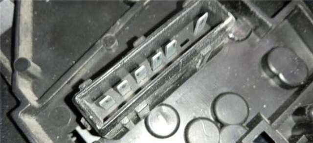 Foto 3ª: Piloto Trasero Derecho Peugeot 306 1.9D [WJZ]