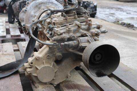 Foto 3ª: Caja Cambios Nissan Terrano TD27T (1993)