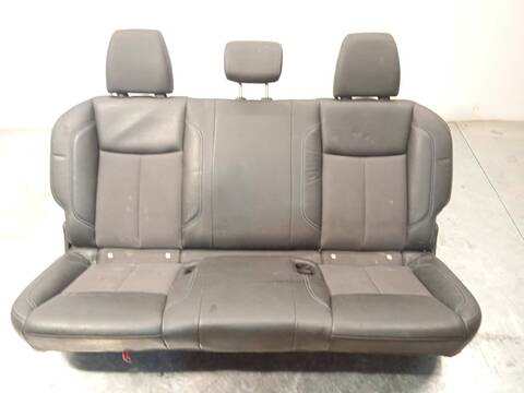 Foto 3ª: Asientos Traseros Nissan NP300 2.3 DCI DIESEL CAT 190CV 140KW [YS23280] (2021)