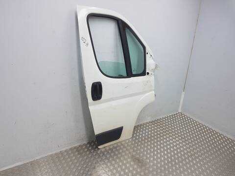 Foto 2ª: Puerta Delantera Derecha Peugeot Boxer 335 L1H2 PRO BLUEHDI 140 STARTSTOP (1994)
