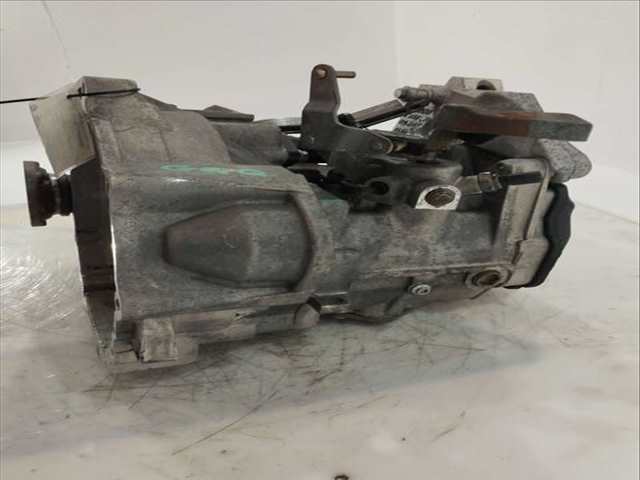 Caja Cambios Volkswagen Golf SPORTLINE BERLINA 105CV 77KW