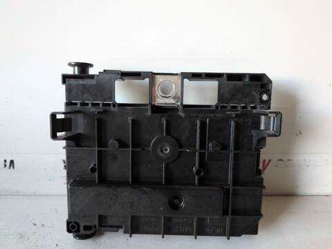 Foto 2ª: Caja Reles Fusibles Peugeot 207 9HX (2006)