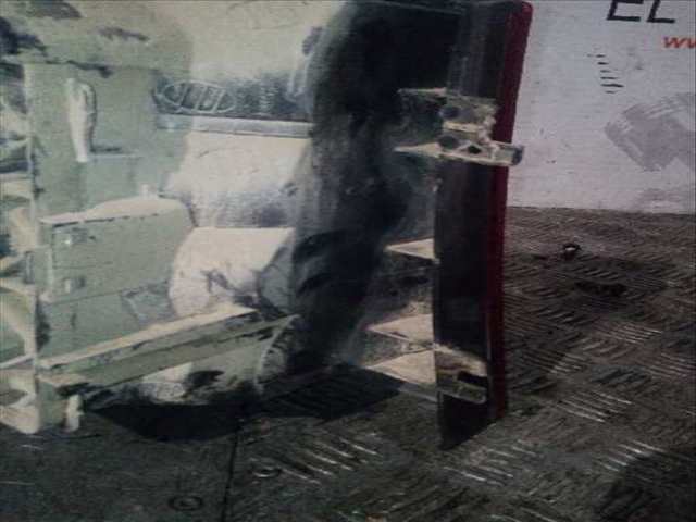 Foto 3ª: Piloto Trasero Derecho Mercedes Clase ML 270 CDI 163.113) W163) [612963] (2001)