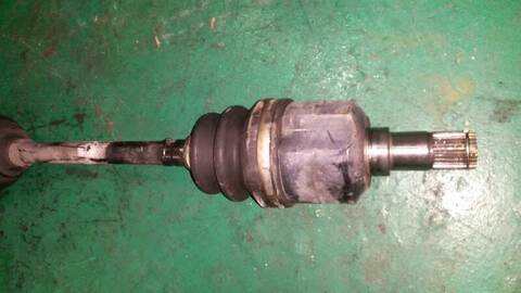 Foto 3ª: Transmision Delantera Izquierda Kia Carens 115CV 85KW [D4EA] (2007)