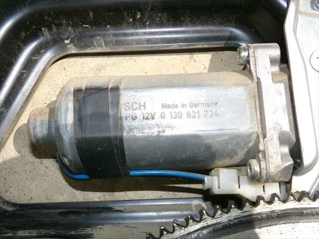 Foto 3ª: Elevalunas Eléctrico Delantero Derecho Mercedes Sprinter 2.2 CDI W903,1995-2006 [611987] (2005)