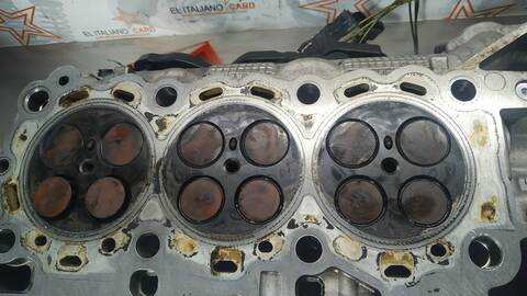 Foto 4ª: Culata Peugeot 407 PREMIUM 204CV 150KW [UHZ] (2006)