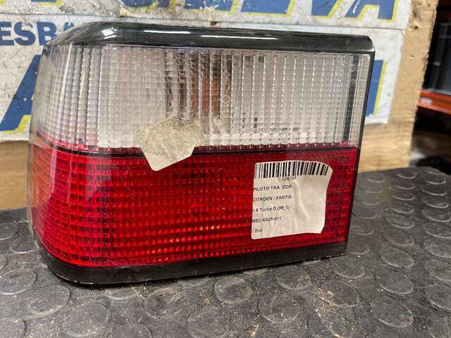 Piloto Trasero Izquierdo Citroen Xantia XANTIA EXCLUSIVE BERLINA 0CV