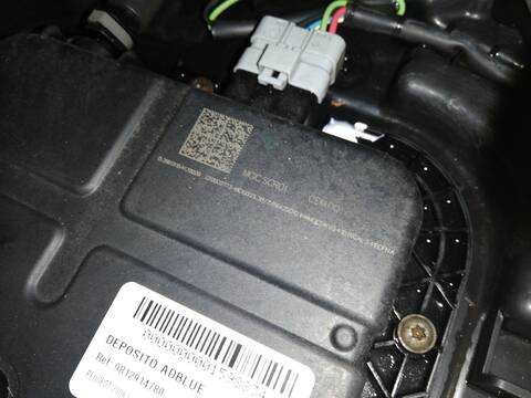 Foto 2ª: Deposito AdBlue Peugeot 2008 BH01 (2016)