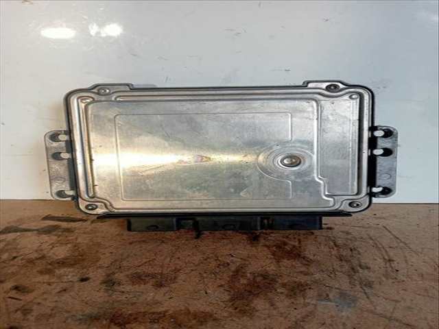 Foto 3ª: Centralita Motor ECU Renault Scenic AUTHENTIQUE 1 DCI DIESEL 120CV (2003)