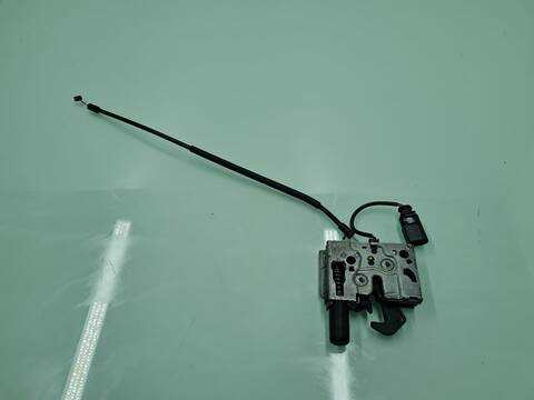 Foto 3ª: Cerradura Capot Audi Q3 35 TDI ADVANCED 150CV 110KW [DTSB] (2023)