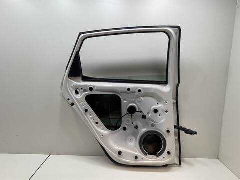 Foto 3ª: Puerta Trasera Izquierda Seat Leon DKR (2019)