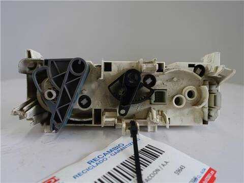 Foto 2ª: Mando Calefacción A. A. Peugeot Partner 1.6 HDI 75 75CV 55KW [9HW (DV6BTED4)] (2007)