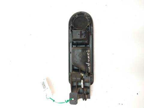 Foto 2ª: Maneta Interior Trasera Izquierda Volkswagen Golf 1.9 TDI 110CV (1997)