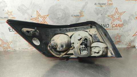 Foto 4ª: Piloto Trasero Derecho Renault Megane CONFORT DYNAMIQUE COUPE 120CV 88KW II COUPE/CABRIO [F9QB8] (2005)