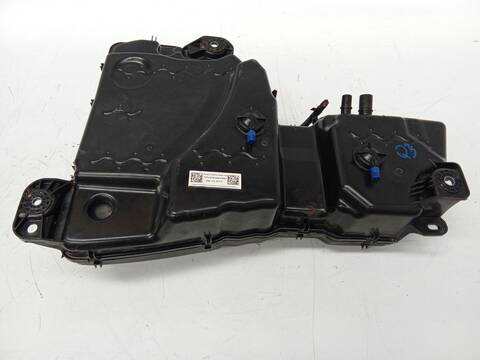 Foto 3ª: Deposito AdBlue Audi Q3 35 TDI 150CV 110KW [DFGA,DTSA,DTSB,DXPA] (2023)