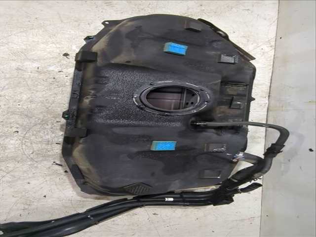 Foto 3ª: Deposito de Combustible Kia Stonic 1.0 T-GDI 101CV 74KW [G3LC,G3LE] (2023)