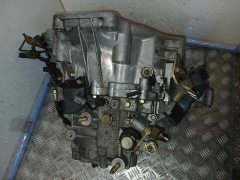 Foto 3ª: Caja Cambios Mazda 6 2.0 CRTD 136 ACTIVE 5-PTAS.) BERLINA 136CV 100KW [RF] (2004)