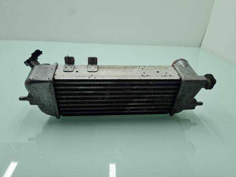 Foto 2ª: Intercooler Hyundai i30 1.6 CRDI CAT 90CV 66KW (2011)