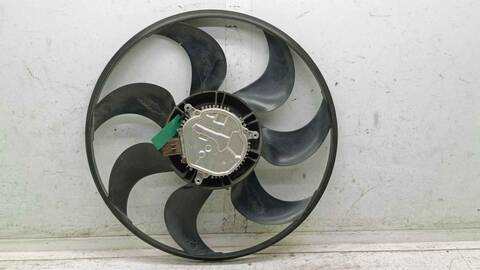 Foto 4ª: Electroventilador Nissan Qashqai 1.3 DIG-T 140CV 103KW [HR13DDT] (2021)