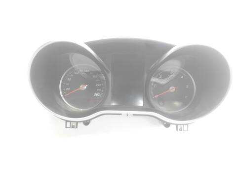 Foto 2ª: Cuadro de Instrumentos Mercedes Clase E 180 V 200-220 CDI 250 CDI-BT 447.813)