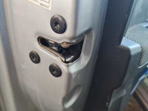 Cerradura Puerta Delantera Izquierda Dacia Sandero STEPWAY ESSENTIAL 91CV 67KW