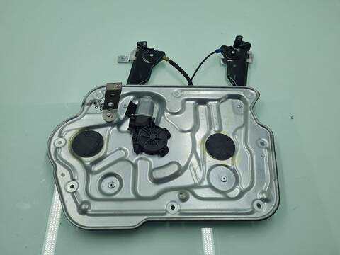 Foto 2ª: Elevalunas Eléctrico Delantero Derecho Nissan Qashqai ACENTA 131CV 96KW [R9M] (2014)