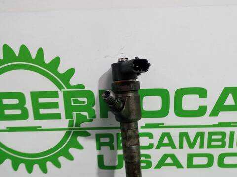 Foto 3ª: Inyectores Fiat Punto 1.3 16V JTD CAT 75CV [D/ 199A9000] (2009)