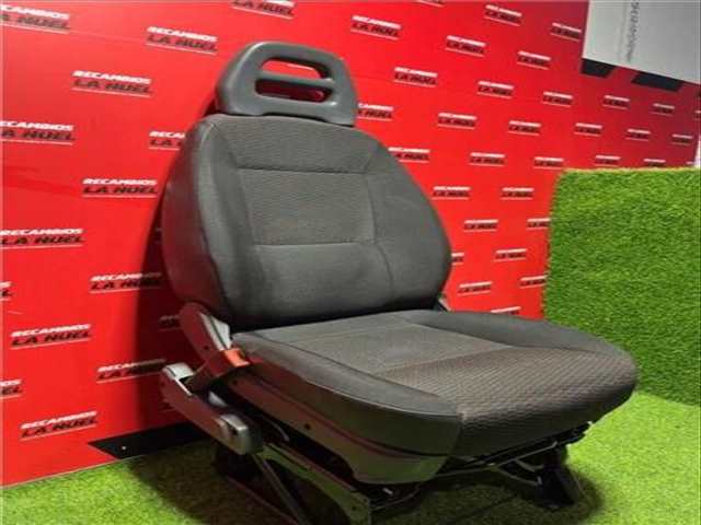 Foto 2ª: Asiento Delantero Izquierdo Citroen Jumper 2.2 33 L2H1 BLUEHDI 140 [2 2 LTR. - 103 KW BLUE-HDI FAP CAT] 140CV FURGON [4H03] (2022)