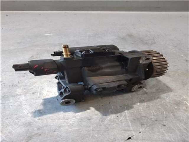 Foto 2ª: Bomba Inyeccion Renault Megane 1.5 AUTHENTIQUE [1.5 LTR. - 78 KW DCI DIESEL] II COUPE/CABRIO (2003-_) [K9K732]