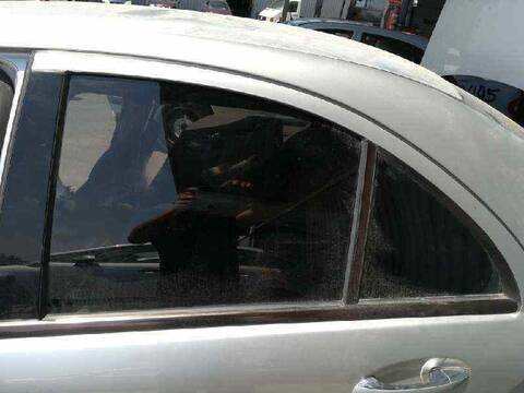 Puerta Trasera Izquierda Mercedes Clase C 160 270 CDI 203.016) BERLINA 170CV 125KW