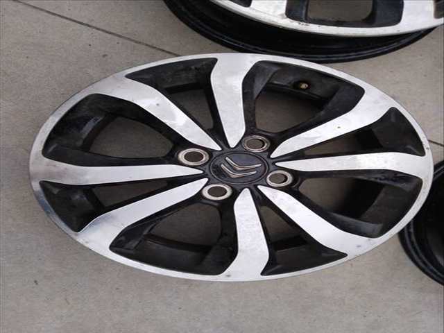 Foto 3ª: Juego LLantas Citroen C1 1KR (2018)