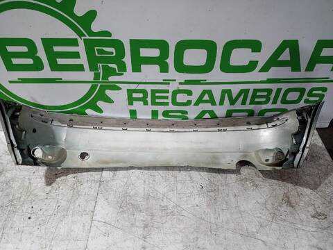 Foto 2ª: Paragolpes Trasero Ford Focus AMBIENTE 90CV [C9DC] (1998)