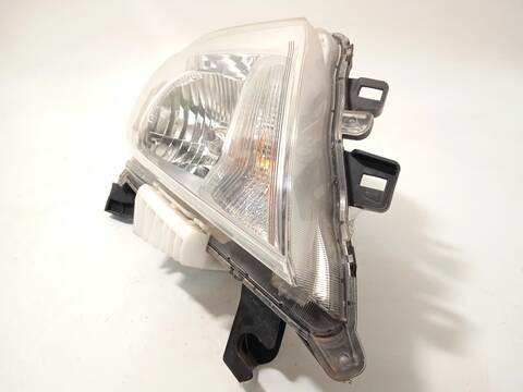 Foto 3ª: Faro Derecho Nissan NP300 2.3 DCI DIESEL CAT 163CV 120KW [YS23] (2019)