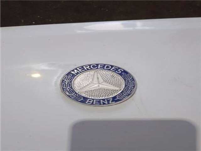 Foto 2ª: Capot Mercedes 100 D (631.332. 631.342) [OM 616.963]