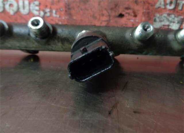 Foto 3ª: Rampa Inyectora Fiat Stilo 1.9 D MULTIJET [192 A8.000]