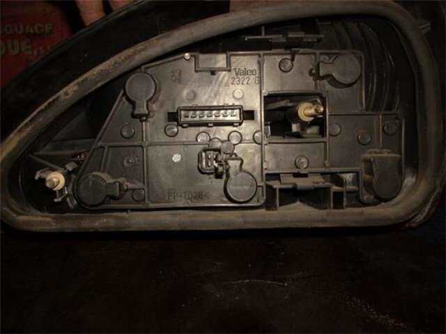 Piloto Trasero Izquierdo Peugeot 306 1.9D