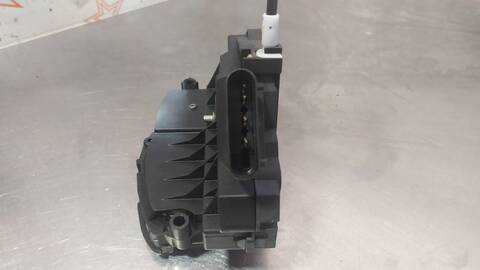 Foto 2ª: Cerradura Puerta Trasera Derecha Ford Focus TITANIUM 125CV 92KW [M1DA] (2012)