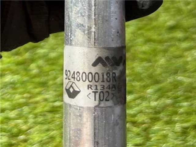 Foto 4ª: Tubos Aire Acondicionado Renault Master L2H2 HKA 3 5TDCI DIESEL CAT 150CV 110KW FURGON [M9T 716] (2021)