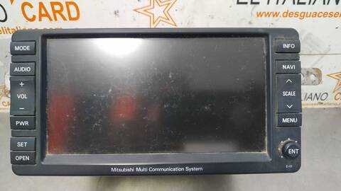 Foto 2ª: Sistema GPS Mitsubishi Montero 3.2 DI-D KAITEKI 5-PTAS.) 170CV 125KW [4M41] (2007)