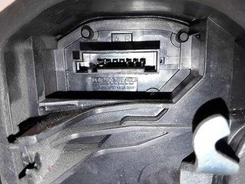 Foto 3ª: Cerradura Puerta Trasera Derecha Bmw Serie 1 114 116D 1 16V CAT 116CV (2004)