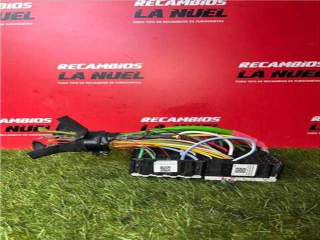 Foto 4ª: Caja Reles Fusibles Ford Transit 2.0 320 L1 TRANSIT TREND [2 0 LTR. - 96 KW TDCI CAT] 131CV [BKFA] (2019)