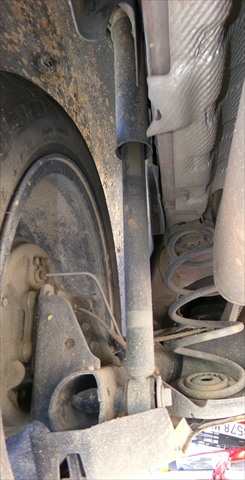 Amortiguador Trasero Izquierdo Renault Clio 1.0 G 2023-2026