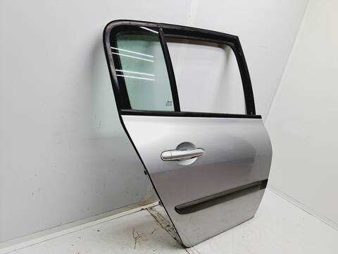 Foto 3ª: Puerta Trasera Derecha Renault Megane AUTHENTIQUE BERLINA 106CV 78KW II BERLINA 5P [K9K P7] (2006)