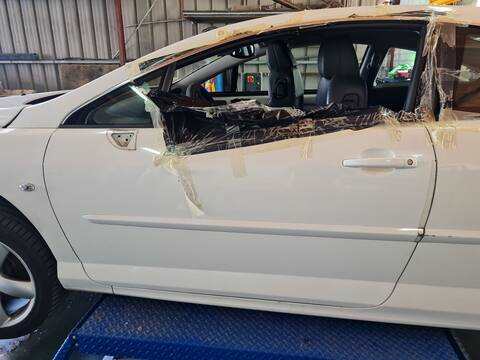 Puerta Delantera Izquierda Peugeot 407 3.0 HDI COUPE 241CV 177KW